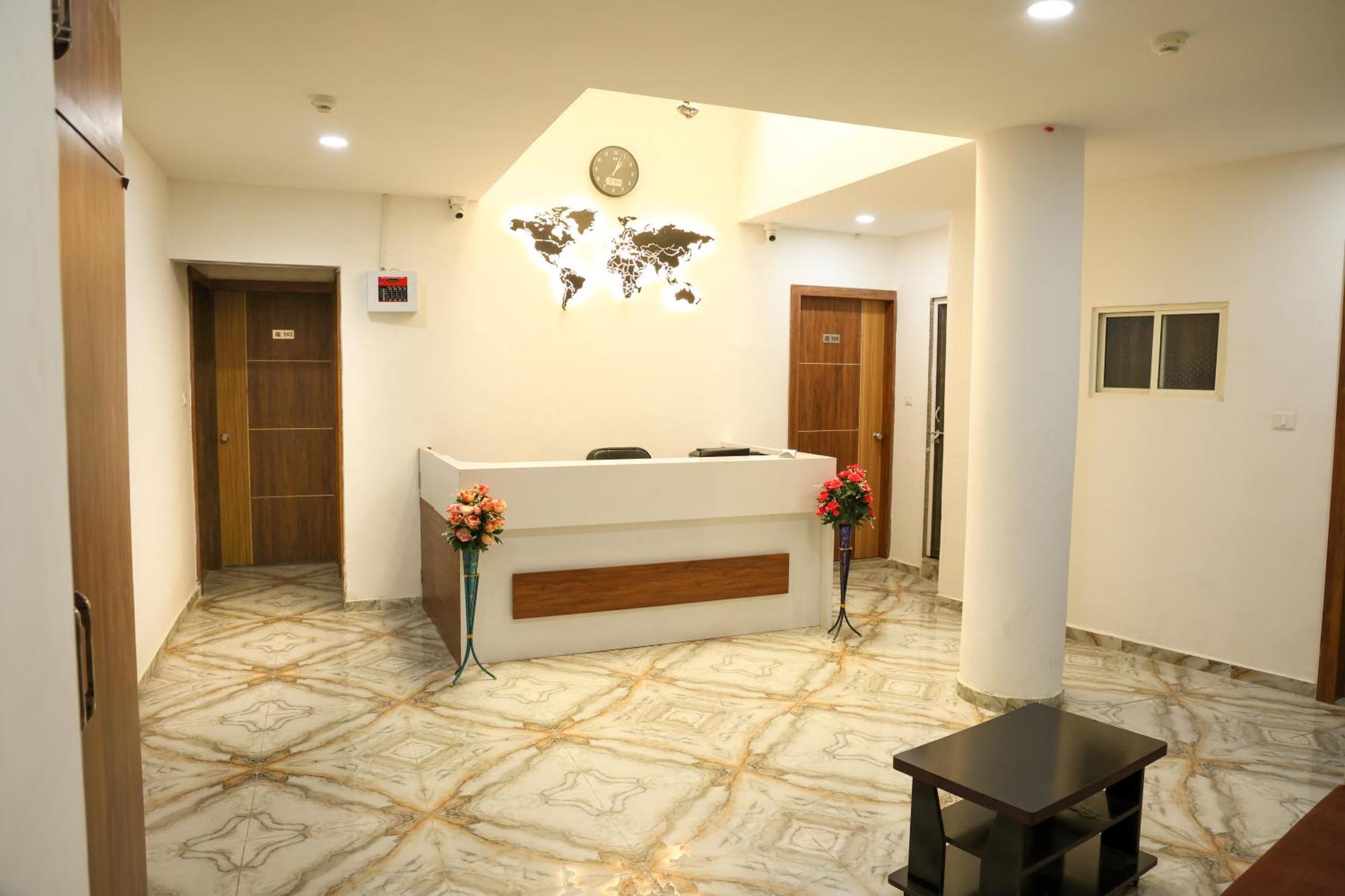 Hotel Aaram Kalupur Ahmedabad Exteriör bild