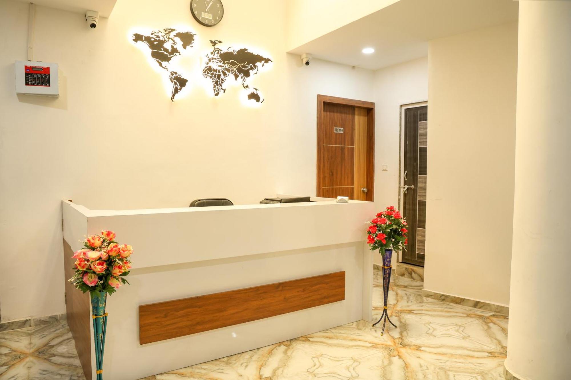 Hotel Aaram Kalupur Ahmedabad Exteriör bild