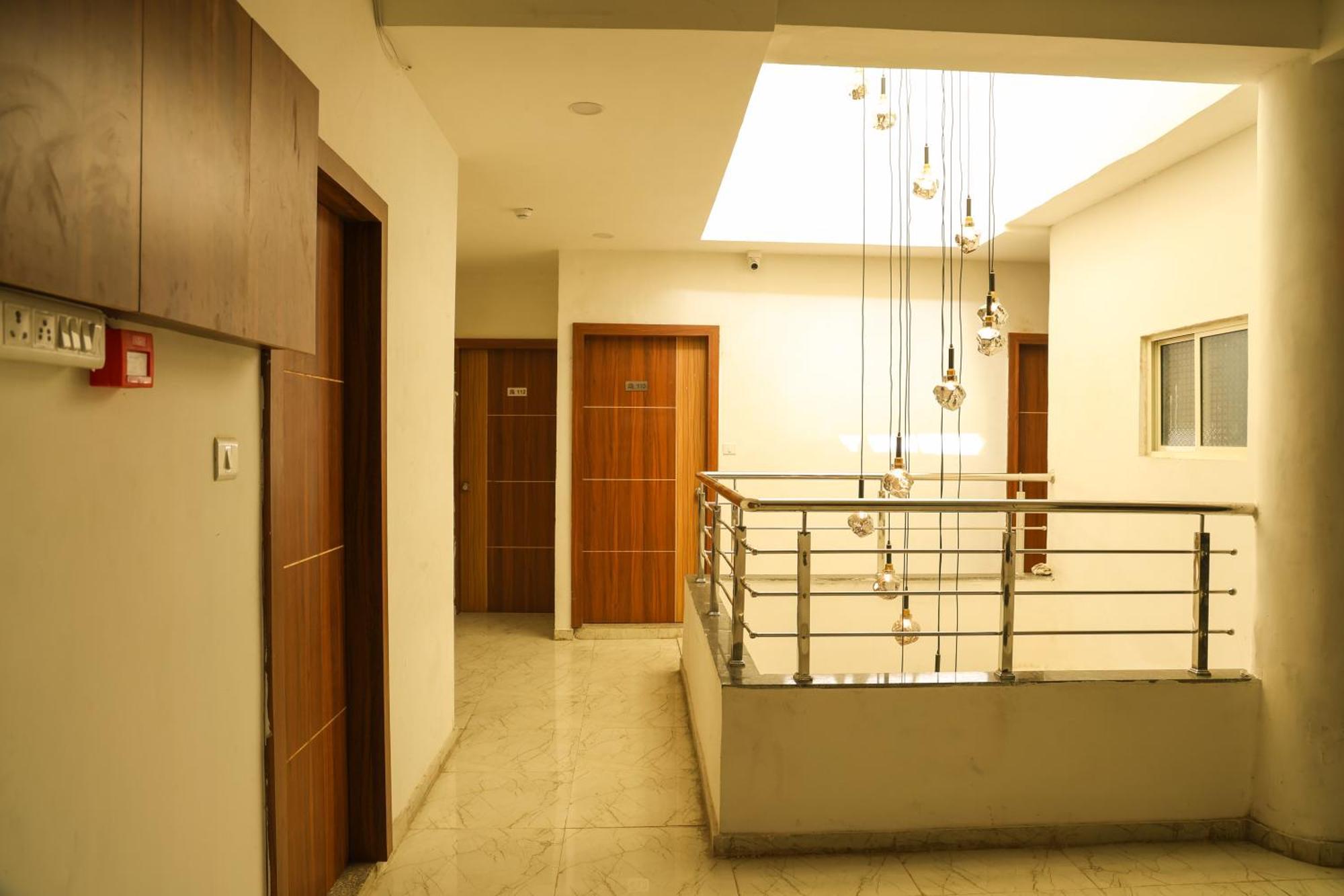 Hotel Aaram Kalupur Ahmedabad Exteriör bild